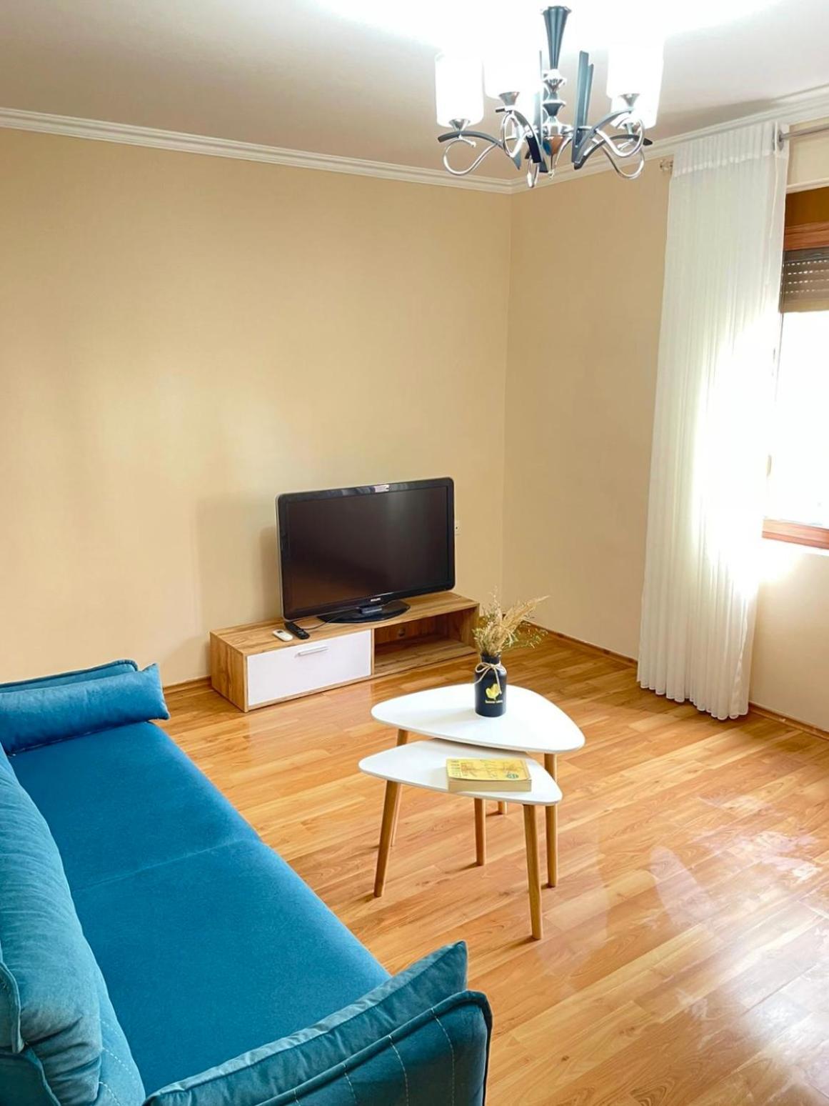 Skanderbeg Square Apartment 02 Tirana Eksteriør billede